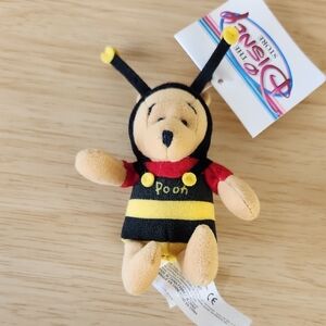 Winnie The Pooh Bumble Bee Magnet 4"
